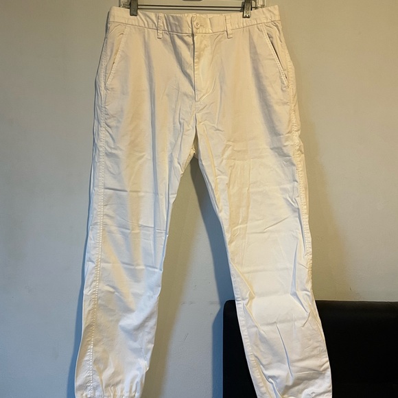 Uniqlo Stretch Chino Pants - Picture 1 of 3